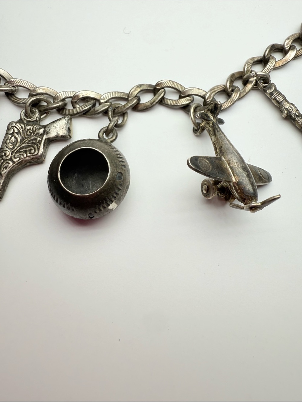 Sterling Silver Western Charm Bracelet with Hat, Plane & Gun Charms 7” - Picture 7 of 13